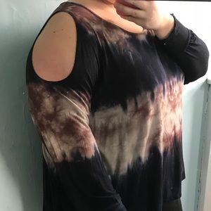 American Eagle Tye Dye Cold Shoulder Top